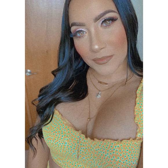 Meet your Posher, Yara thais - Picture 1 of 1